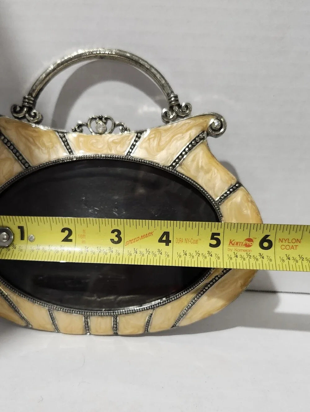 Vintage Cream Handbag Oval Picture Frame